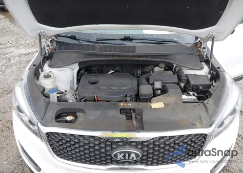 2016 Kia Sorento 2.4L Lx z USA, uszkodzony, nr VIN 5XYPG4A32GG168432